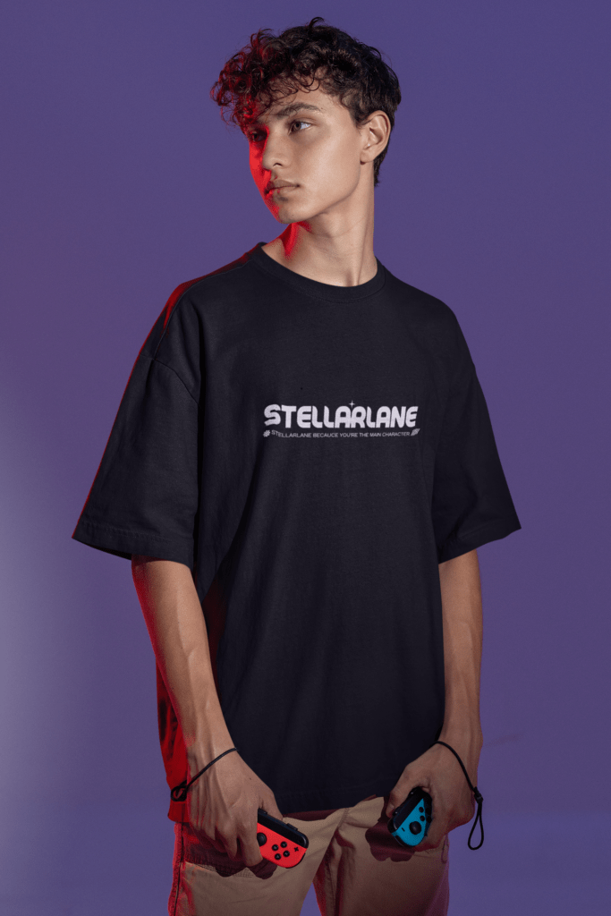 tee mockup of a man holding two video game controllers m28455